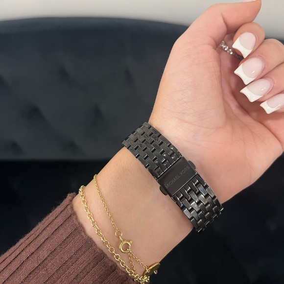 Michael Kors Darci Black Dial Watch with gold crystals - Picture 6 of 8